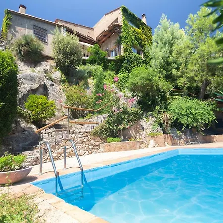 Casa Martinoy *